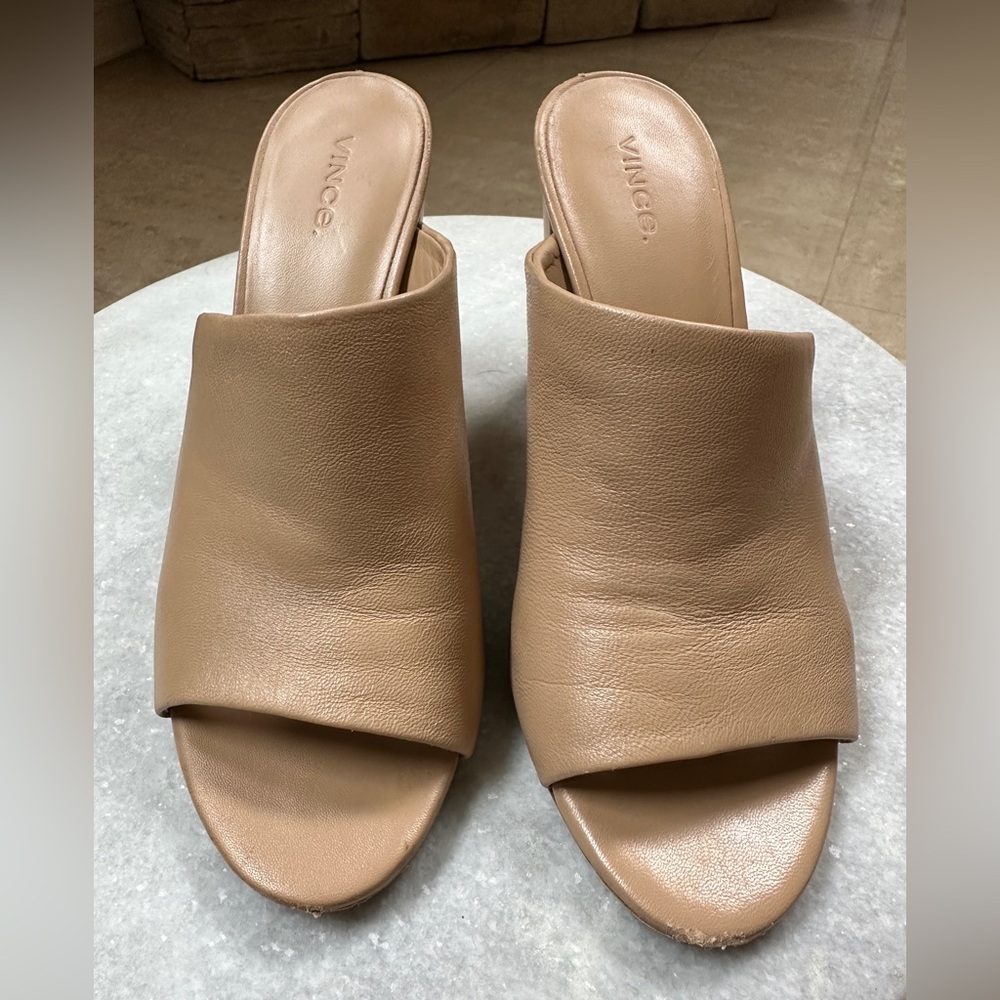 VINCE leather mules sandals cream beige color 38.5, 8.5